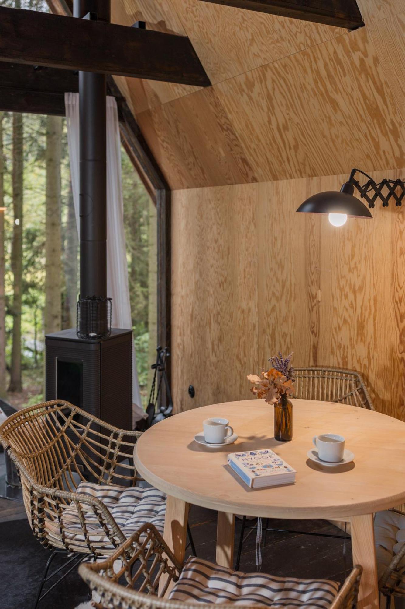 Hotel Kouty - Lesni Apartmany Ledeč nad Sázavou Quarto foto
